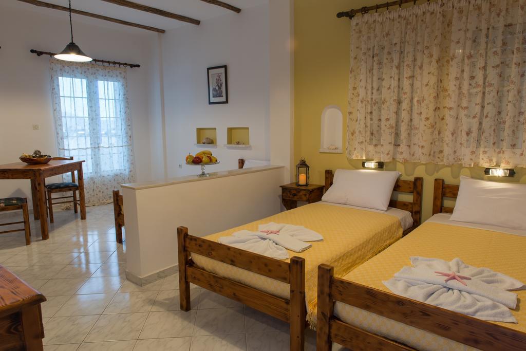 Aparthotel Elpiniki à Alinda  Extérieur photo