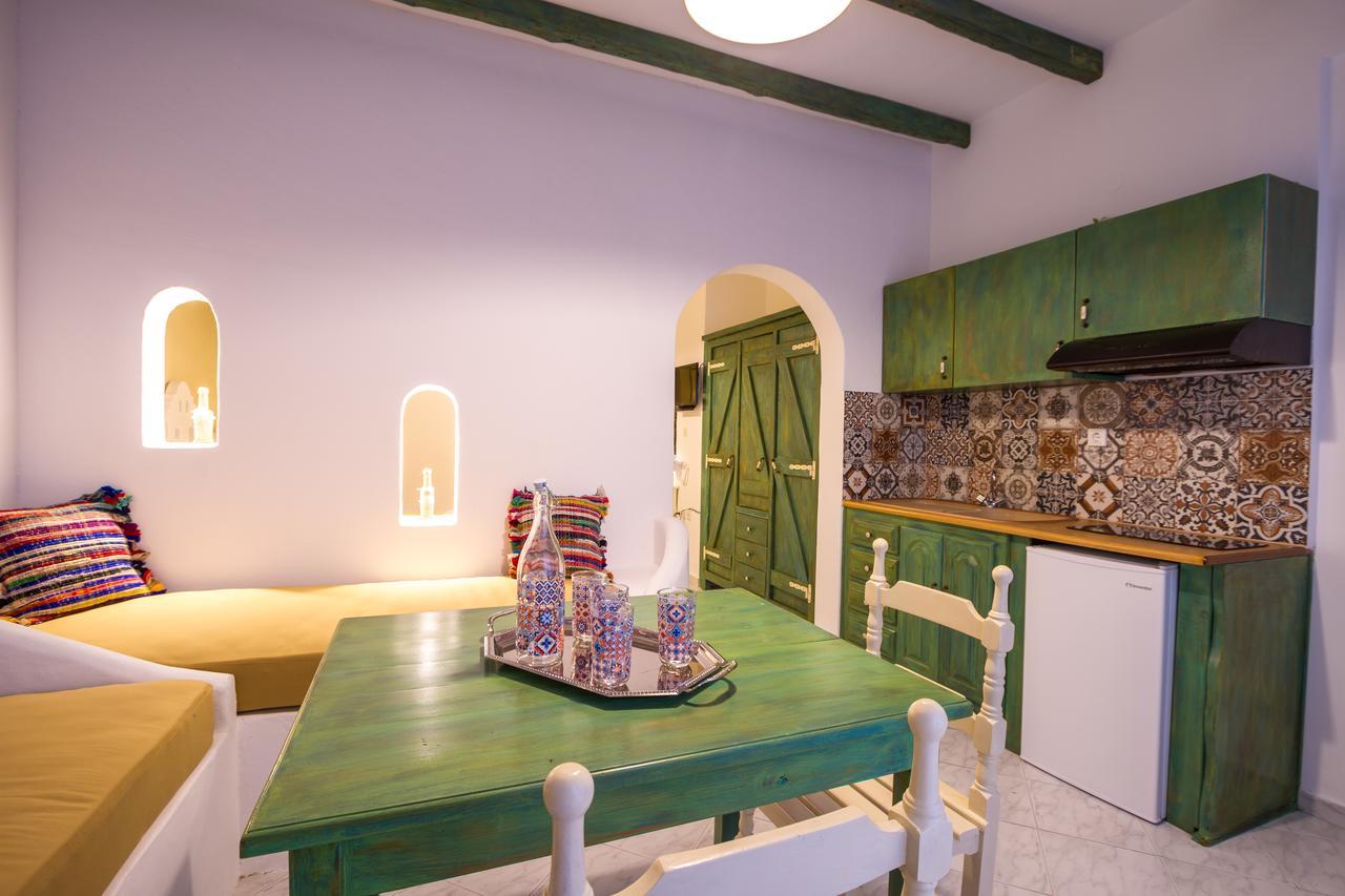 Aparthotel Elpiniki à Alinda  Extérieur photo