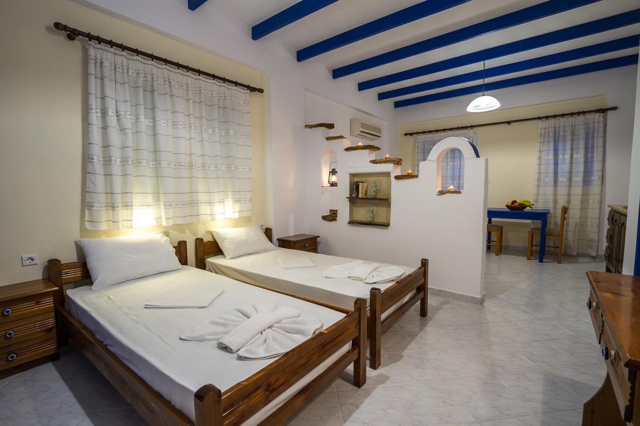 Aparthotel Elpiniki à Alinda  Extérieur photo