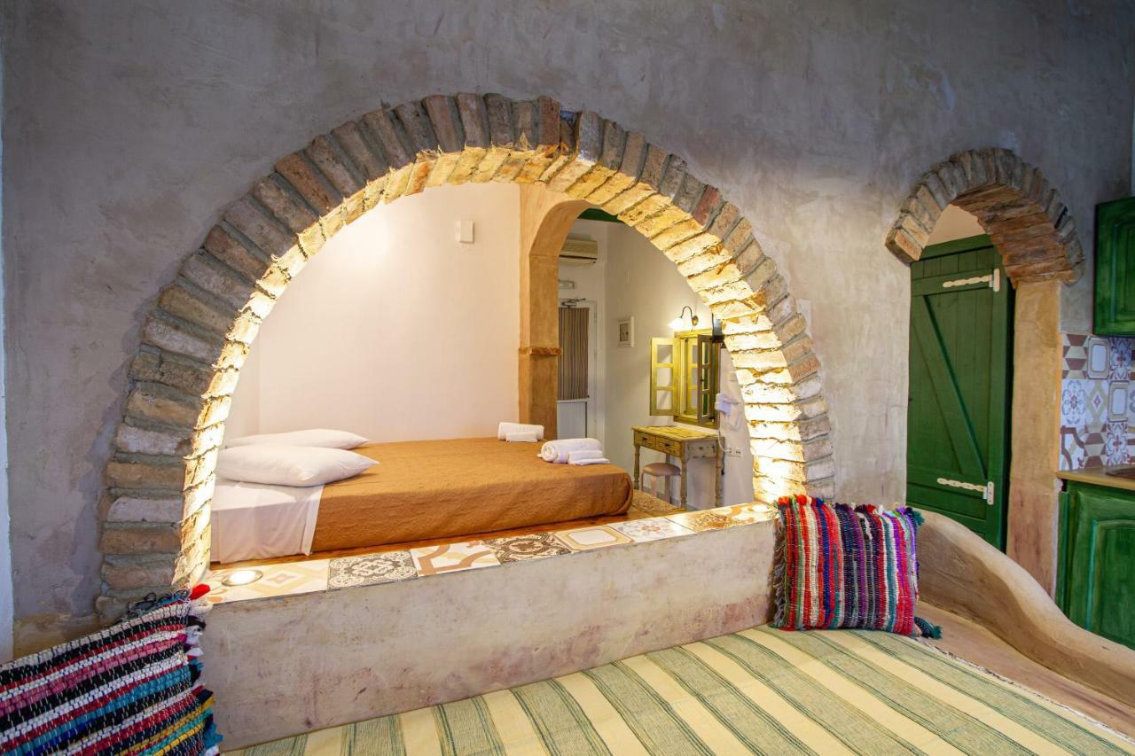 Aparthotel Elpiniki à Alinda  Extérieur photo